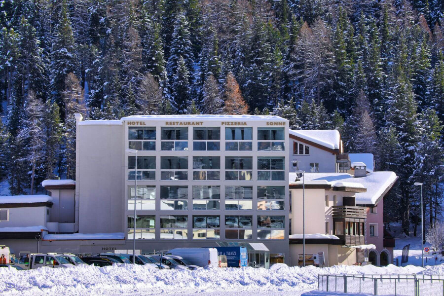 Hotel SONNE in St. Moritz inkl. Restaurant-Konsumationsgutschein