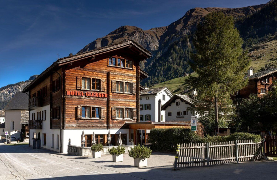 7132 Glenner in Vals