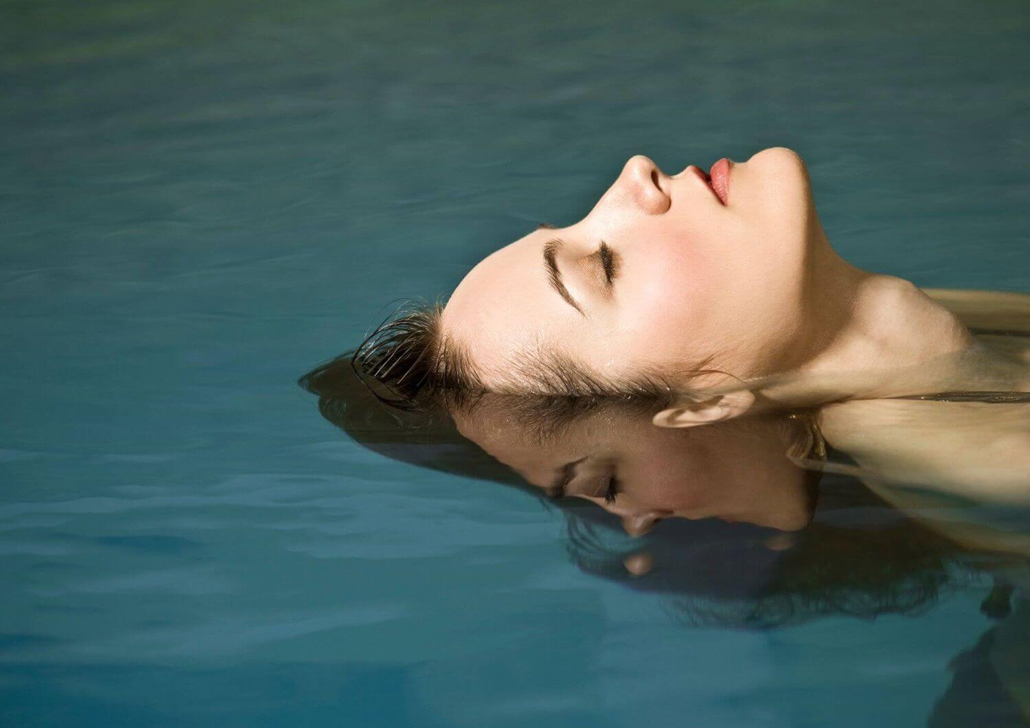 float-session-bei-flooat-im-the-circle-in-zuerich